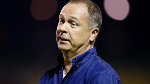 Mano Menezes pode retornar ao futebol gaúcho após cerca de 14 anos (Foto: Getty Images)