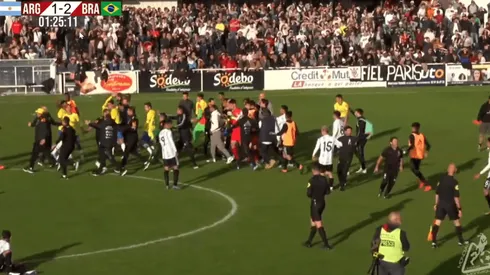 Final de torneio sub-17 entre Brasil e Argentina termina em confusão (Foto: Reprodução)