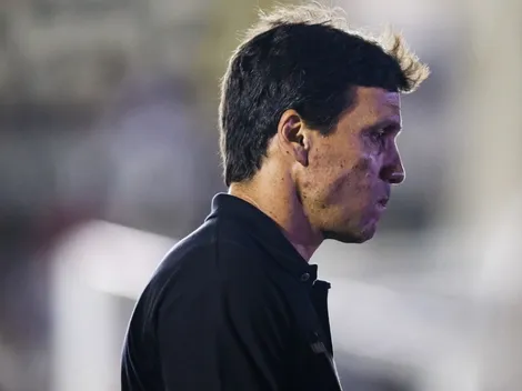 Vasco cogita demitir Zé Ricardo e mira novo nome no mercado