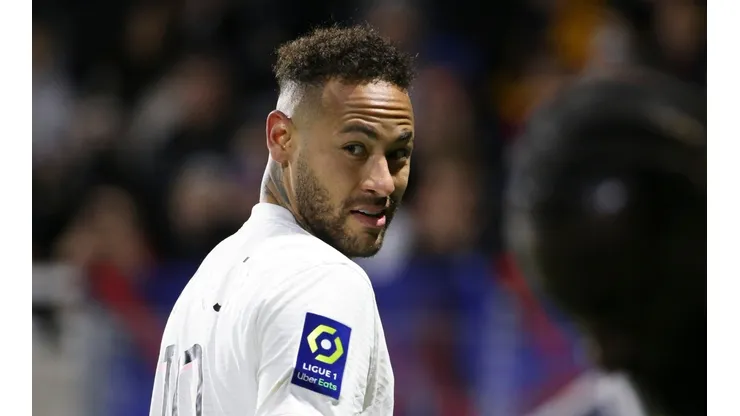 Clermont Foot v Paris Saint-Germain - Ligue 1