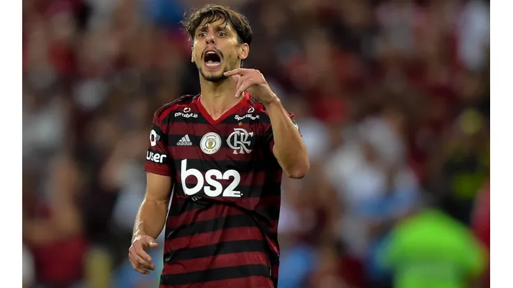 Rodrigo Caio, zagueiro do Flamengo (Foto: Thiago Ribeiro/AGIF)