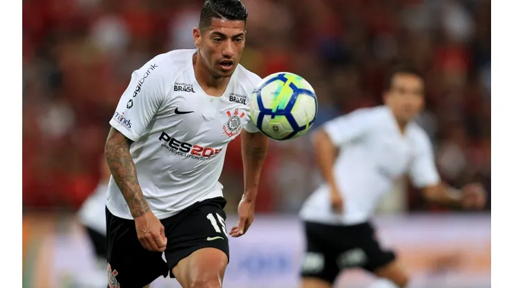 Flamengo v Corinthians - Copa do Brasil Semi-Finals 2018