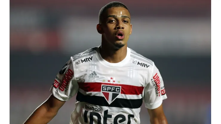 Sao Paulo v Binacional - Copa CONMEBOL Libertadores 2020