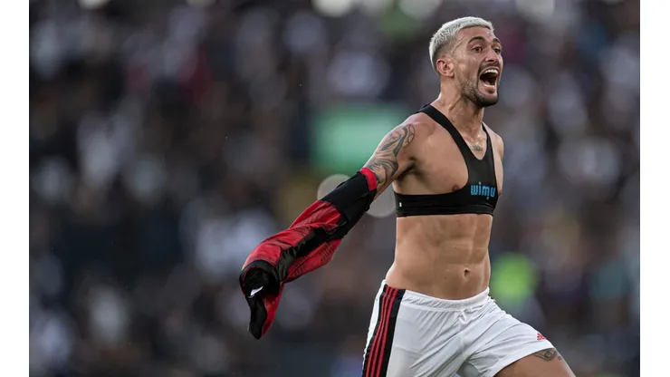 Arrascaeta alcança importante marca pelo Flamengo (Foto: Jorge Rodrigues/AGIF)
