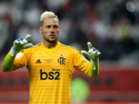 Mais uma equipe manifesta interesse no goleiro Diego Alves, que pode deixar o Fla