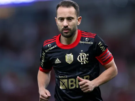 Éverton Ribeiro pode deixar o Flamengo