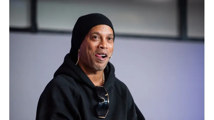 Football - Ronaldinho Press Conference