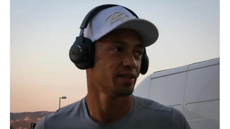 Ricardo Oliveira está disponível no mercado
