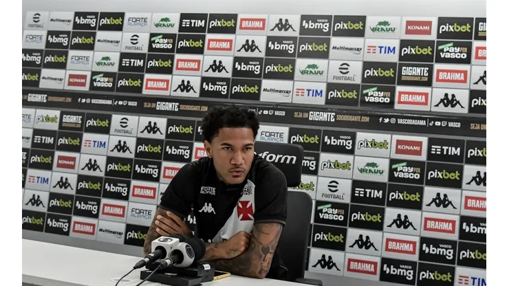 Zé Gabriel fala sobre expectativa para a estreia do Vasco na Série B (Foto: Thiago Ribeiro/AGIF0