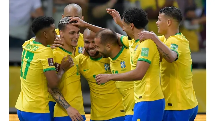 Antony machucou o tornozelo em partida da Seleção Brasileira