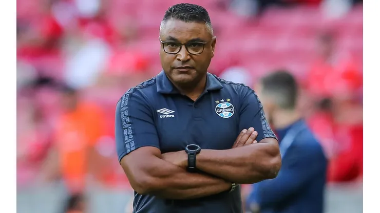 Roger Machado, treinador do Grêmio (Foto: Pedro H. Tesch/AGIF)
