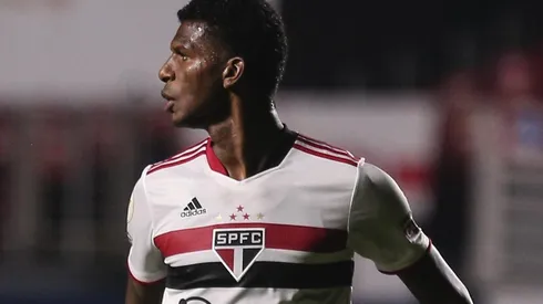 Arboleda, zagueiro do São Paulo (Foto: Ettore Chiereguini/AGIF)