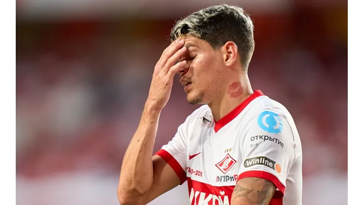 Ayrton Lucas chega ao Flamengo se recuperando de uma lesão no tornozelo