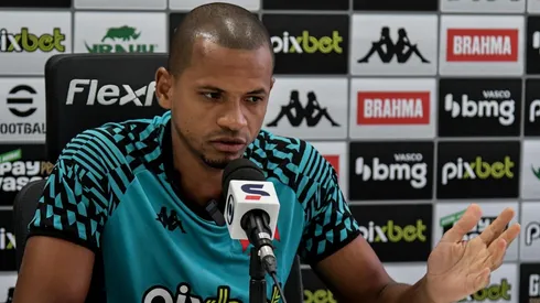 Edimar falou sobre a disputa da Série B de 2022 (Foto: Thiago Ribeiro/AGIF)