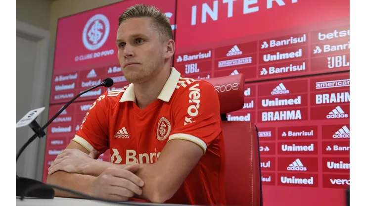 Alemão foi apresentado oficialmente no Internacional (Foto Ricardo Duarte/Internacional)