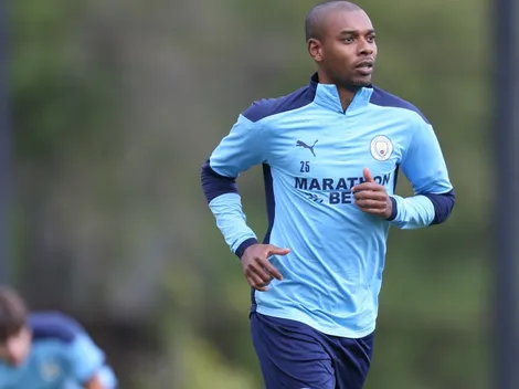 Em fim de contrato com o City, Fernandinho quer muito atuar com as cores de grande time do Brasil