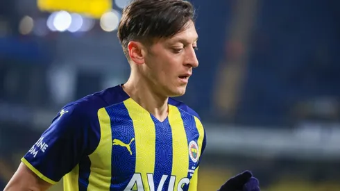 Fenerbahce v Altay - Super Lig