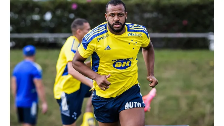 Sidnei deve deixar o Cruzeiro nos próximos dias