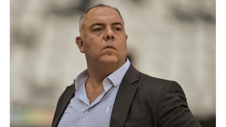 Marcos Braz diz que vai deixar mais para frente sobre renovação de medalhões (Foto: Thiago Ribeiro/AGIF)