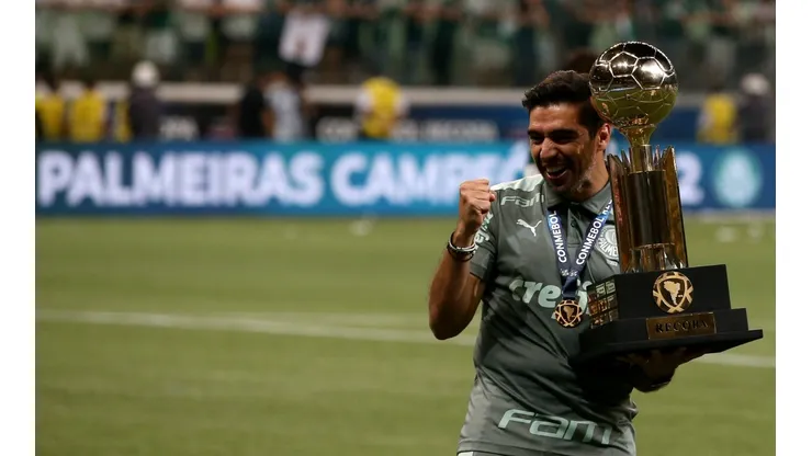 Abel Ferreira tem proposta para ficar no Palmeiras até 2025