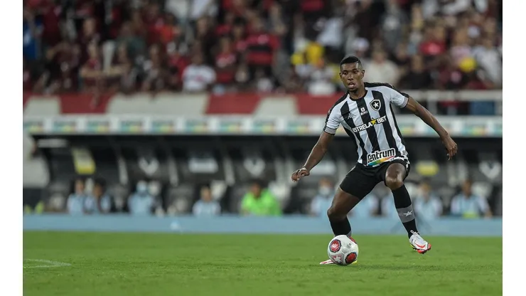 Kanu fala sobre o confronto contra o Fluminense (Foto: Thiago Ribeiro/AGIF)