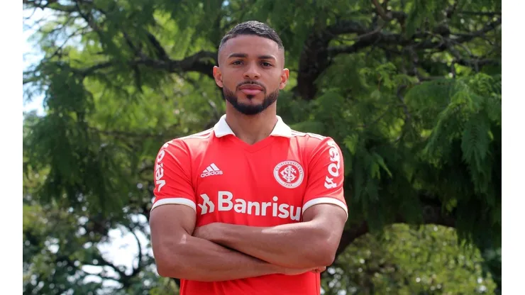 Wanderson revela motivo para ter escolhido o Internacional (Foto: Ricardo Duarte/Internacional)