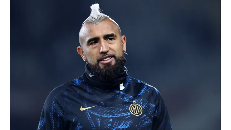 Arturo Vidal of Fc Internazionale looks on during the