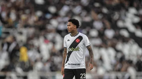 Zé Gabriel aponta que o clássico se decide nos detalhes (Foto: Thiago Ribeiro/AGIF)