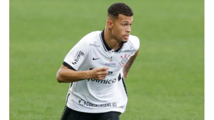João Victor, zagueiro do Corinthians (Foto: Marcello Zambrana/AGIF)