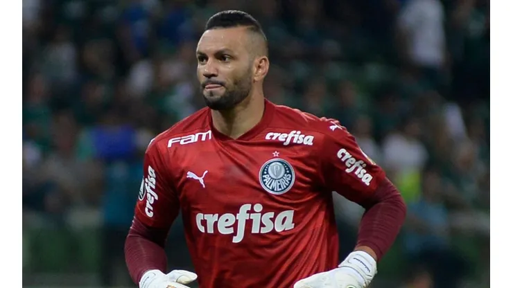 Weverton, goleiro do Palmeiras (Foto: Bruno Ulivieri/AGIF)