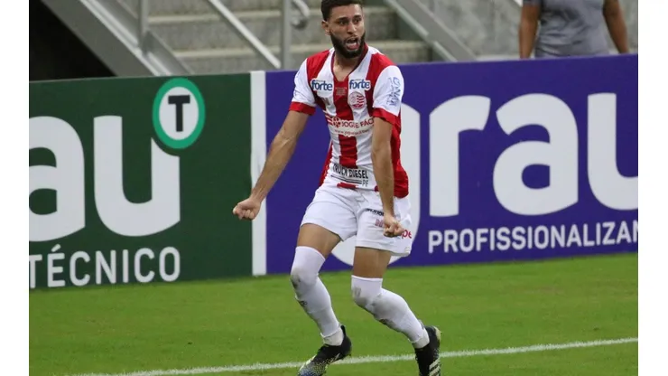 Wagner Leonardo pertence ao Santos e foi emprestado ao Cruzeiro