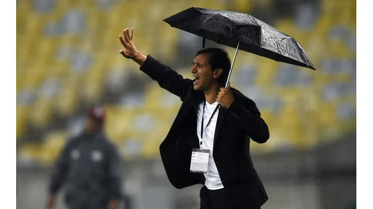 Fluminense v Barcelona SC - Copa CONMEBOL Libertadores 2021