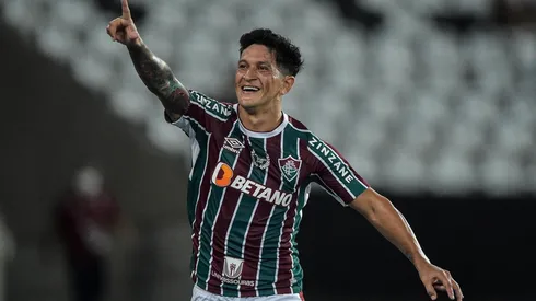 Cano marca duas vezes e ajuda o Fluminense a vencer o Olimpia por 3 a 1 (Foto: Thiago Ribeiro/AGIF)