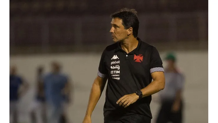 Zé Ricardo escala o Vasco para o duelo da segunda fase da Copa do Brasil (Foto: Diogo Reis/AGIF)
