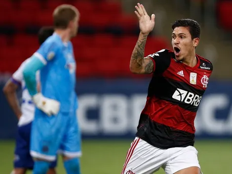 Flamengo pede dois jogadores e mais R$ 138 milhões ao Palmeiras por Pedro