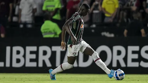 Luiz Henrique comemorou título da Taça Guanabara (Foto: Thiago Ribeiro/AGIF)