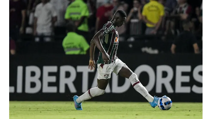 Luiz Henrique comemorou título da Taça Guanabara (Foto: Thiago Ribeiro/AGIF)