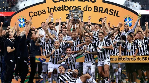 Athletico Paranaense v Atletico Mineiro – Copa do Brasil 2021: Final