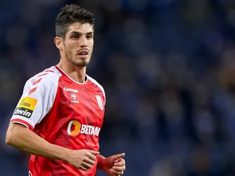 Gigante brasileiro fecha a contratação do brasileiro Lucas Piazon, ex-Chelsea