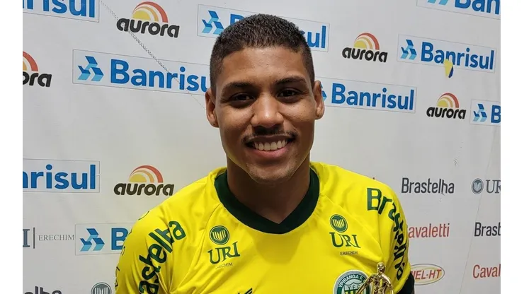 Erick é um dos destaques do Ypiranga no Gaúchão (Foto: Divulgação)