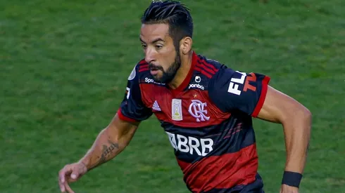 Mauricio Isla, lateral-direito do Flamengo (Foto: Getty Images)