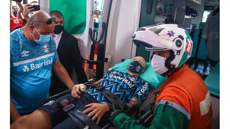 Villasanti sofreu lesão no crânico após ataque ao ônibus do Grêmio (FOTO: LUCAS UEBEL/GREMIO FBPA)