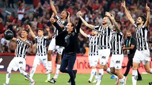 Athletico Paranaense v Atletico Mineiro – Copa do Brasil 2021: Final