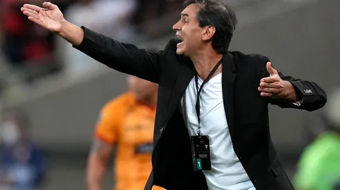 Fabián Bustos foi anunciado como treinador do Santos (Foto: Getty Images)