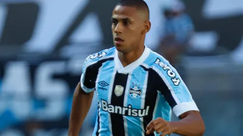 Bruno Alves, zagueiro do Grêmio (Foto: Maxi Franzoi/AGIF)