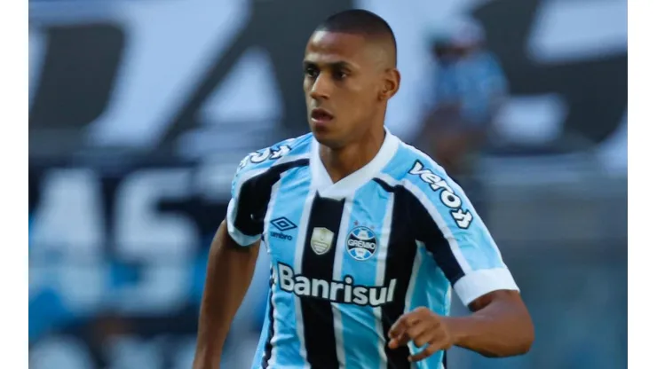 Bruno Alves, zagueiro do Grêmio (Foto: Maxi Franzoi/AGIF)