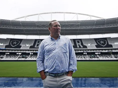 Botafogo atravessa o Flamengo e avança pela contratação de atacante do futebol português