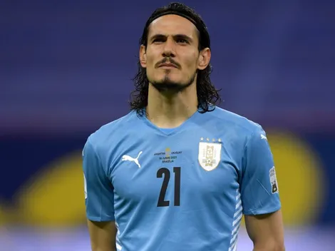Além do Botafogo, outros dois gigantes brasileiros estão na disputa por Cavani