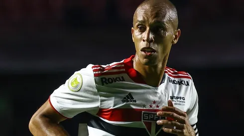 Miranda, zagueiro do São Paulo (Foto: Marcello Zambrana/AGIF)