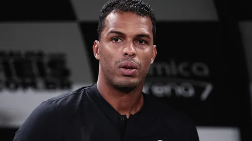 Fernando Lázaro, treinador interino do Corinthians (Foto: Ettore Chiereguini/AGIF)